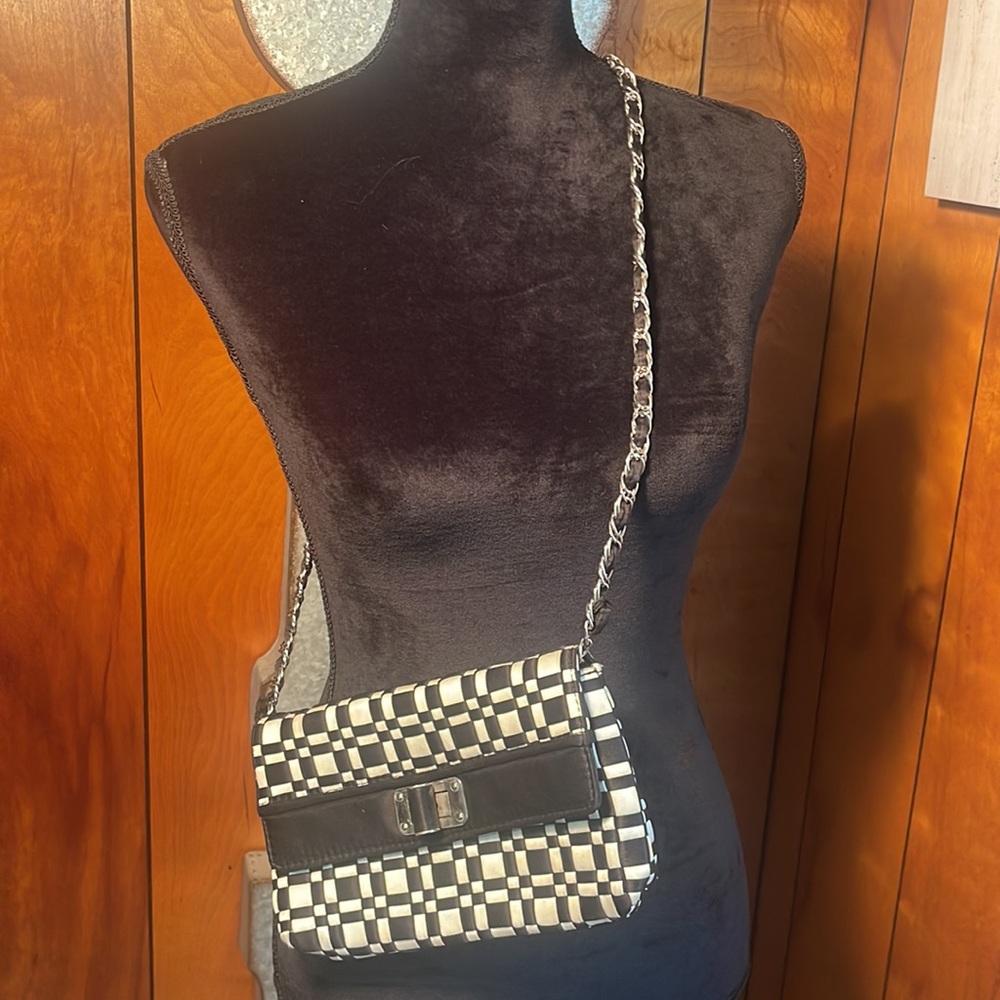 White House Black Market Purse💋